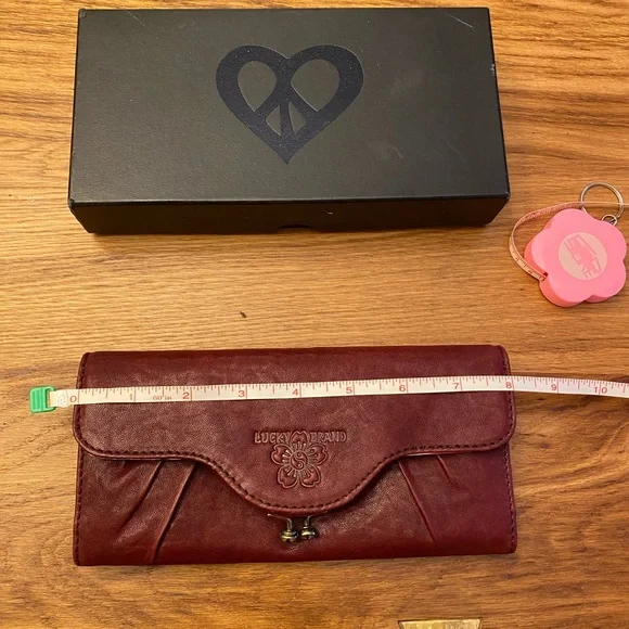 wallet - Picture 6 of 8